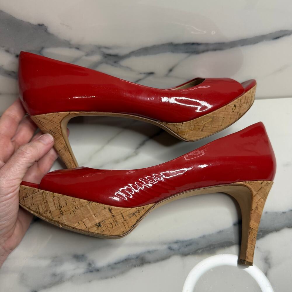 Via Spiga Women's Red Patent Leather Cork Platform Peeptoe Heels Sz 9.5 FLAW - Picture 7 of 8